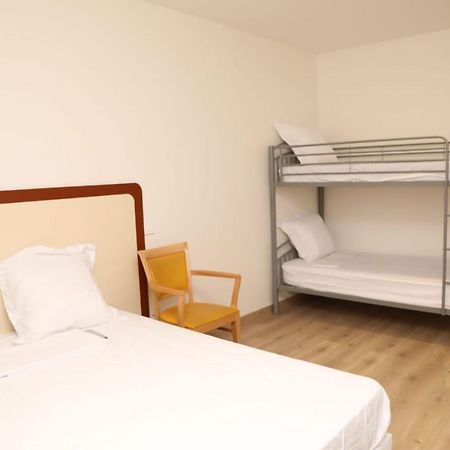 Hotel Le Privilege La Courneuve Extérieur photo
